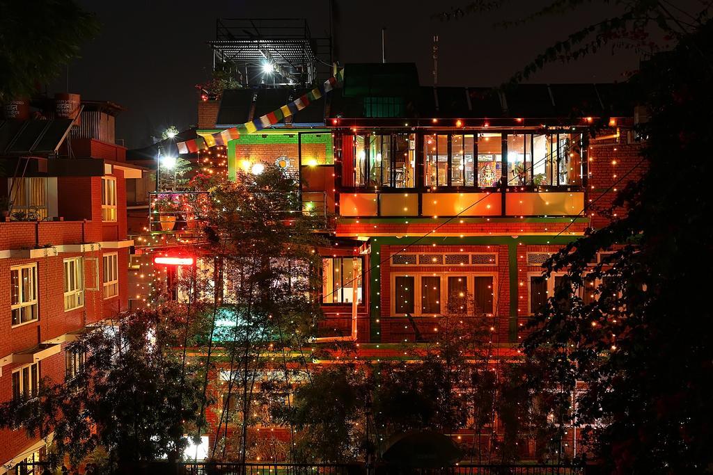 Shangrila Boutique Hotel Катманду Экстерьер фото