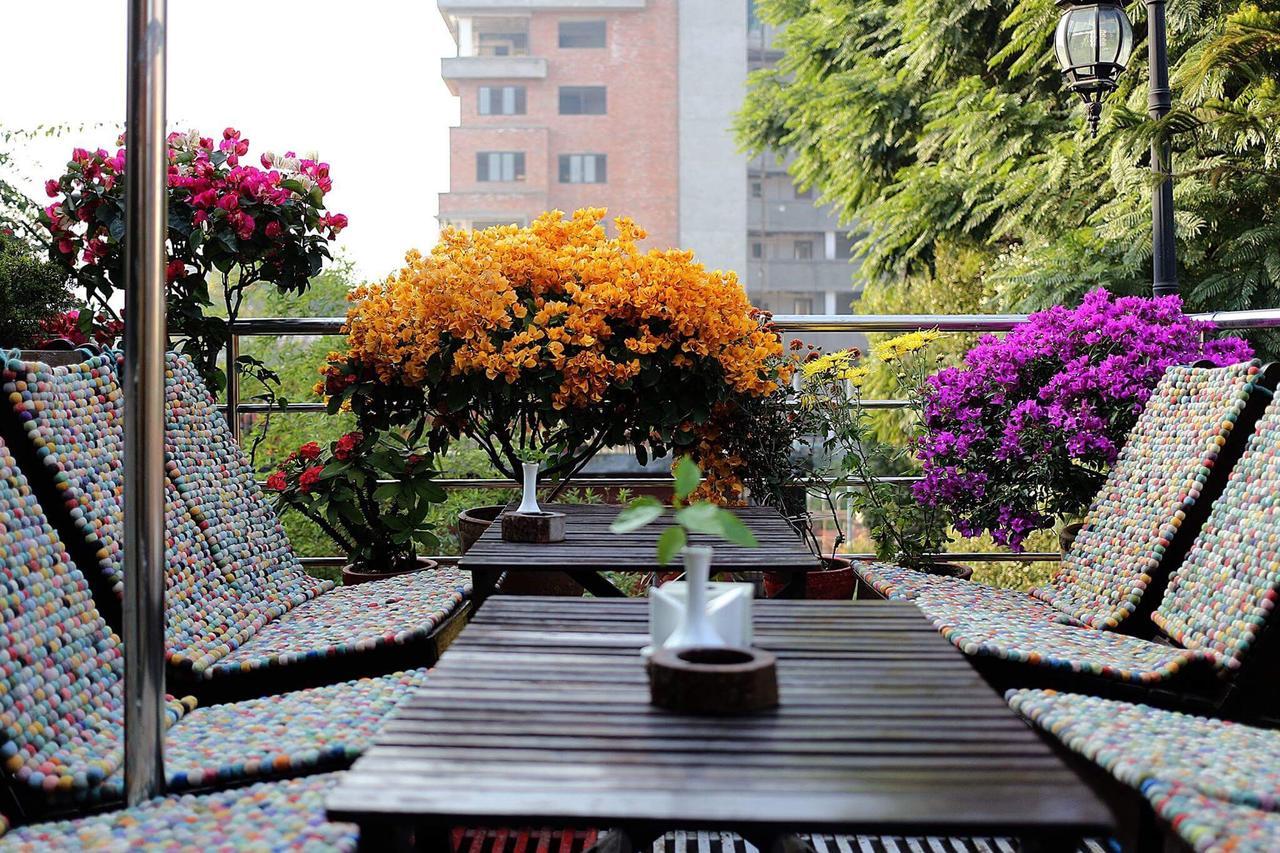 Shangrila Boutique Hotel Катманду Экстерьер фото