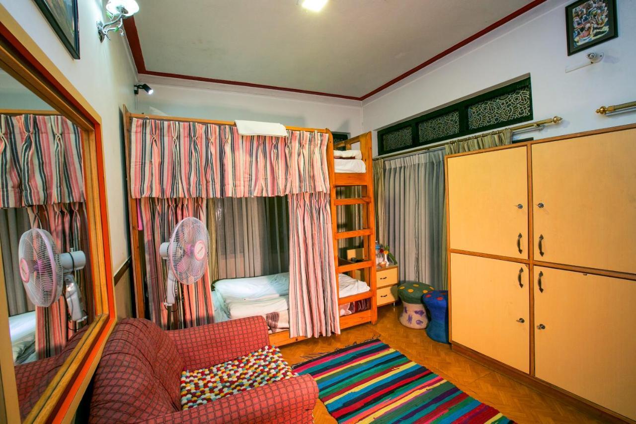 Shangrila Boutique Hotel Катманду Экстерьер фото