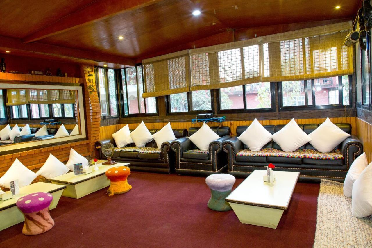 Shangrila Boutique Hotel Катманду Экстерьер фото