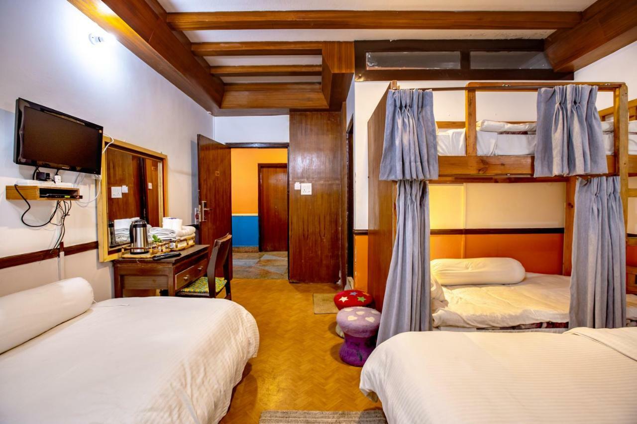 Shangrila Boutique Hotel Катманду Экстерьер фото