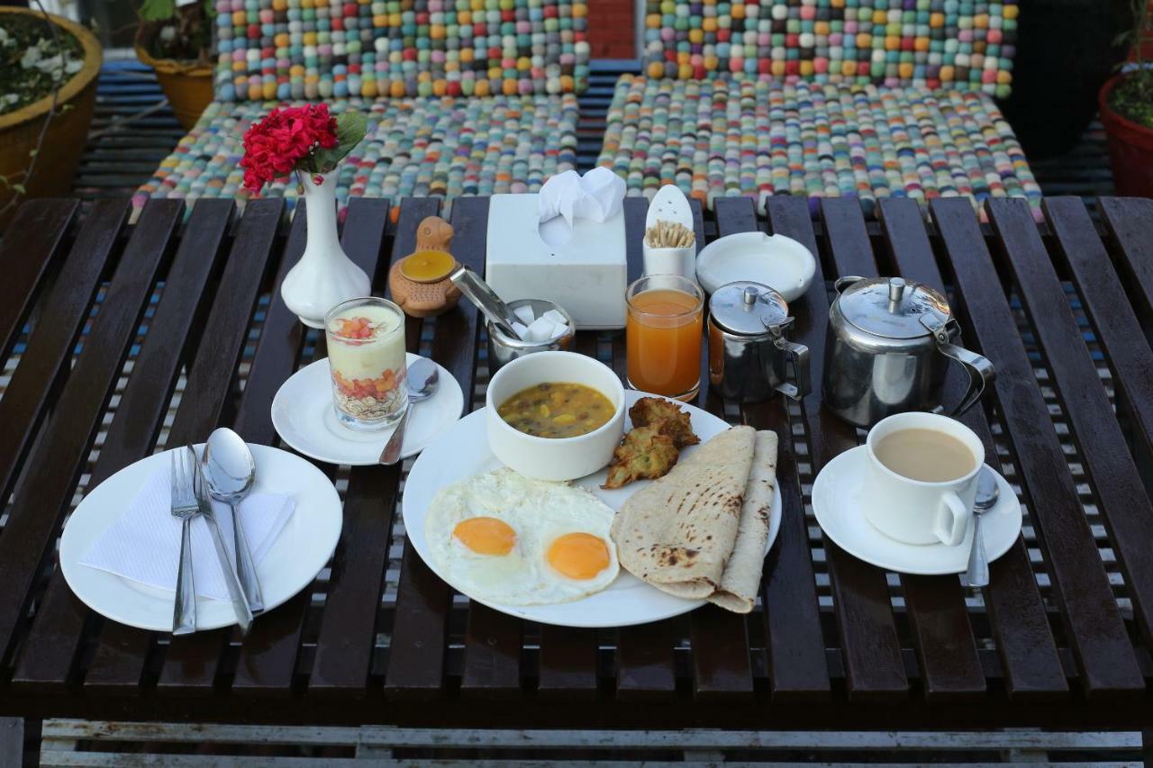 Shangrila Boutique Hotel Катманду Экстерьер фото
